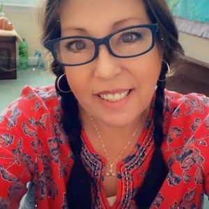 Meet your Posher, Jacqueline